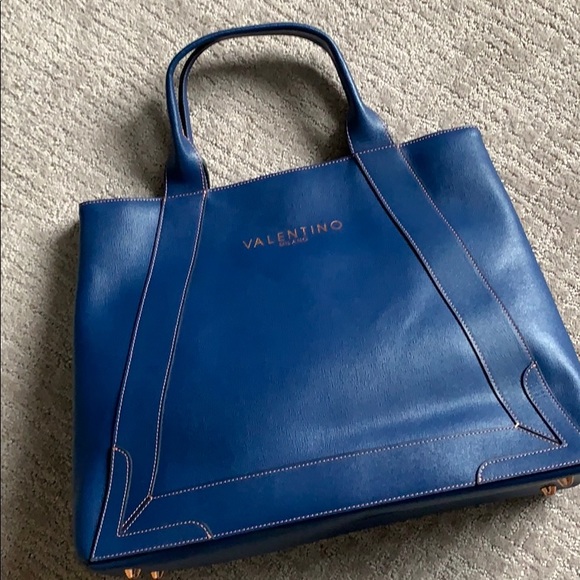 Valentino Tote - Picture 1 of 6